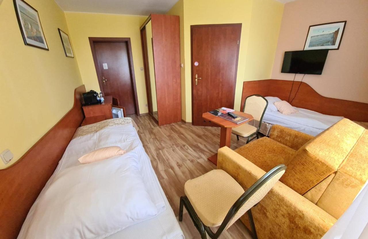 Willa Dorotka Busko-Zdrój Exteriör bild